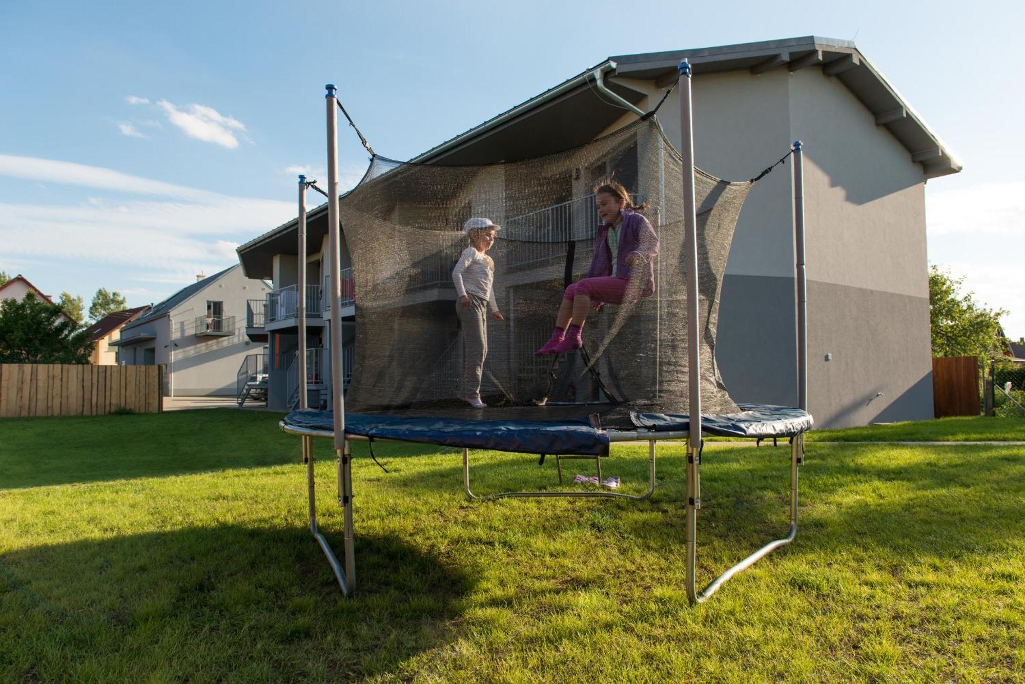 Apartmány Vera Bešeňová Esterno foto