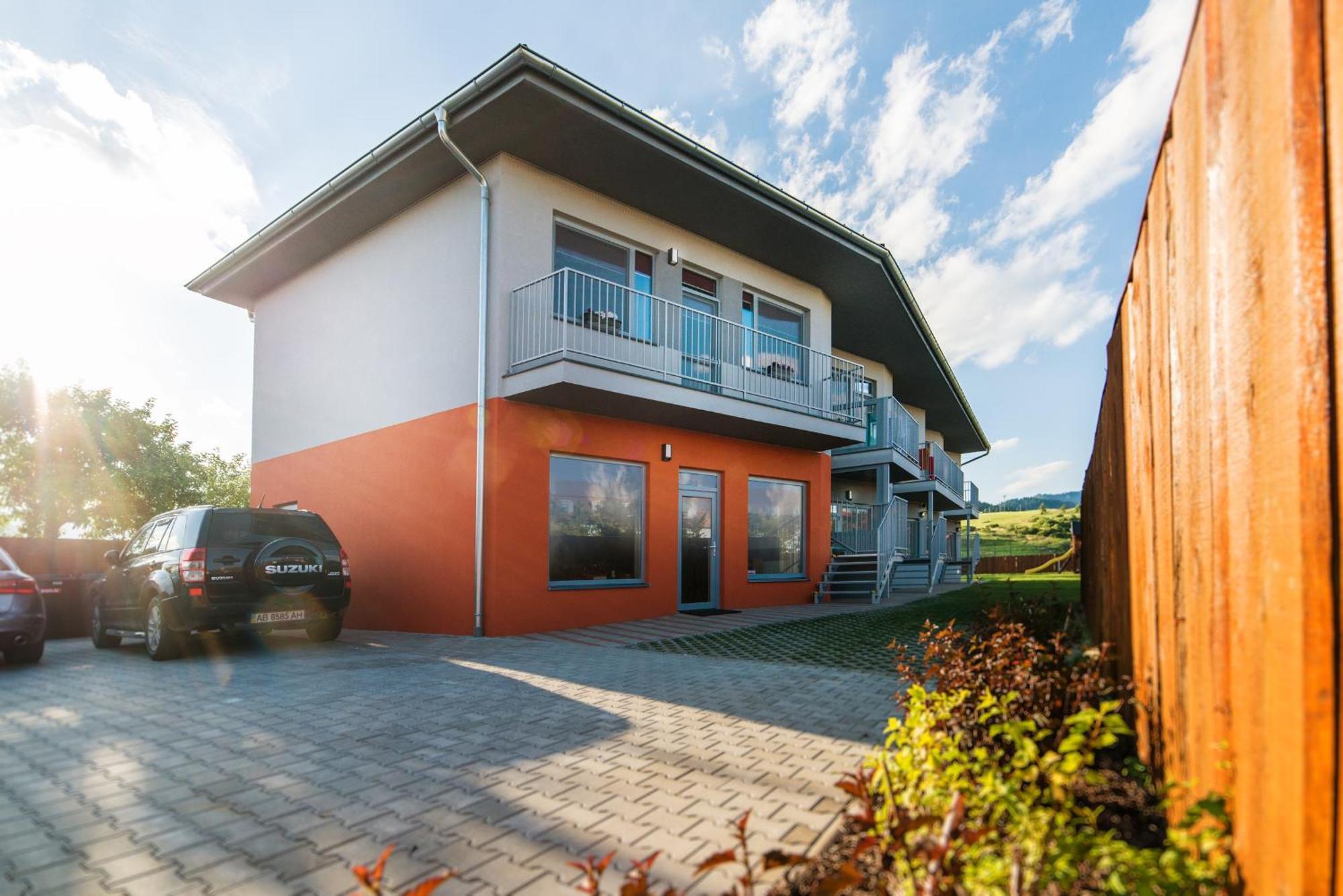 Apartmány Vera Bešeňová Esterno foto