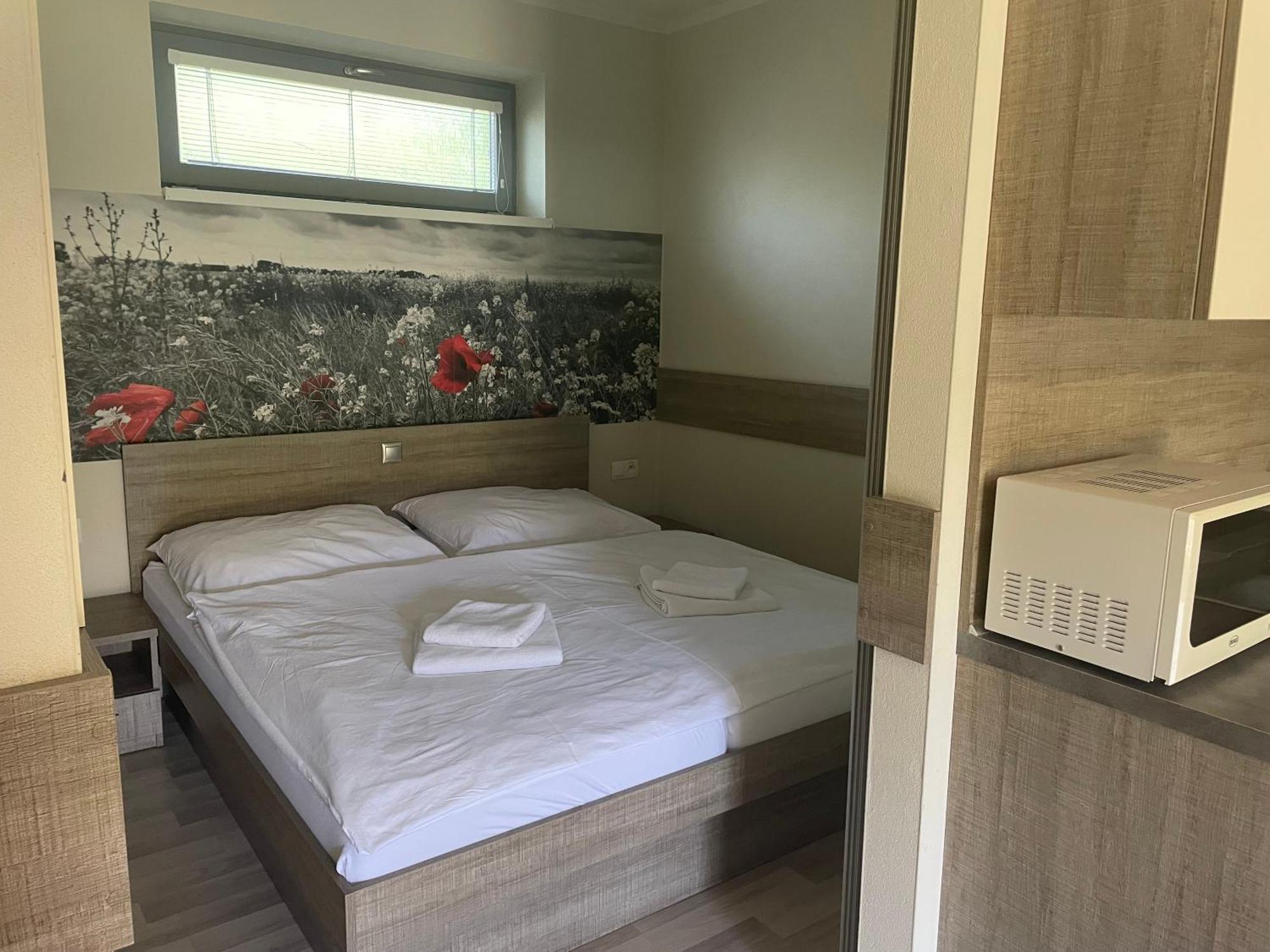 Apartmány Vera Bešeňová Esterno foto
