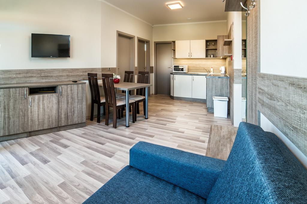 Apartmány Vera Bešeňová Esterno foto